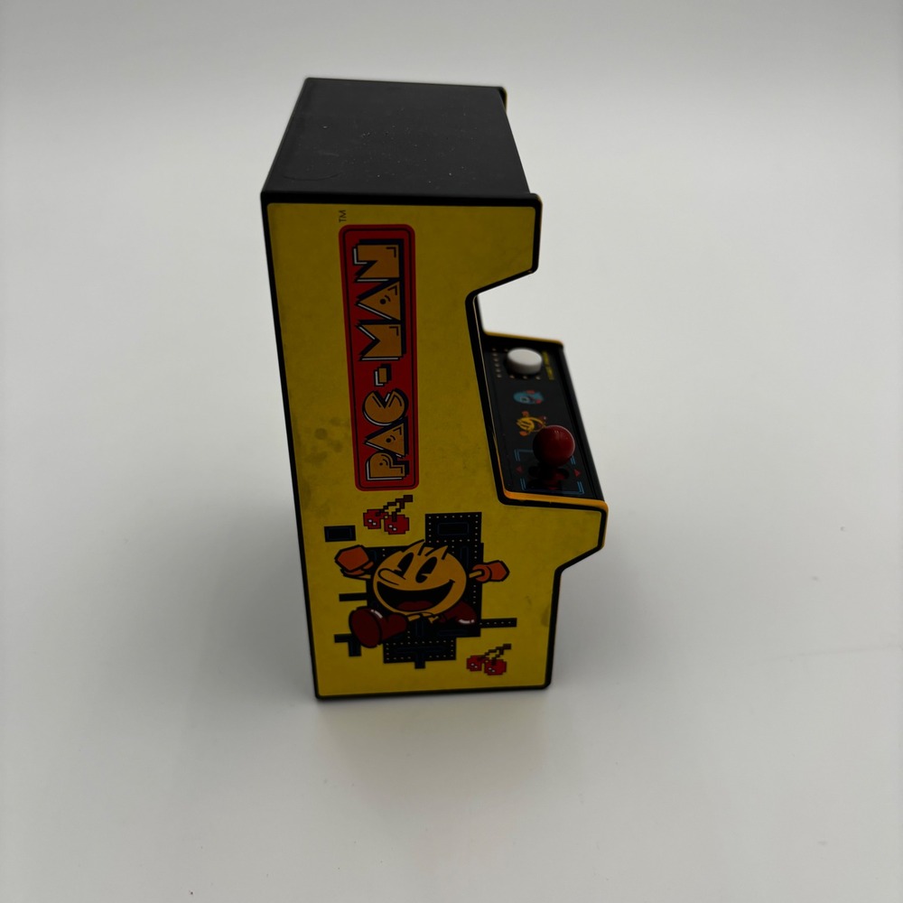Basic Fun Pac-Man Mini Arcade Game Unisex OS Yellow Excellent Retro Handheld - Picture 6 of 9